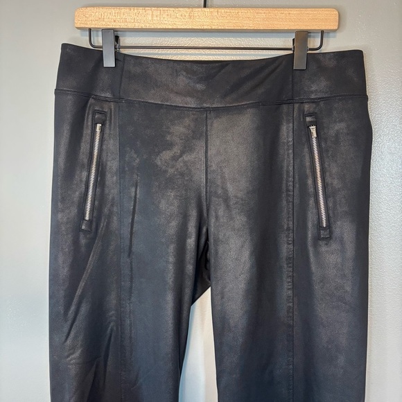 Athleta Large Petite Delancey Gleam Straight Leg Pant Black - Picture 3 of 7